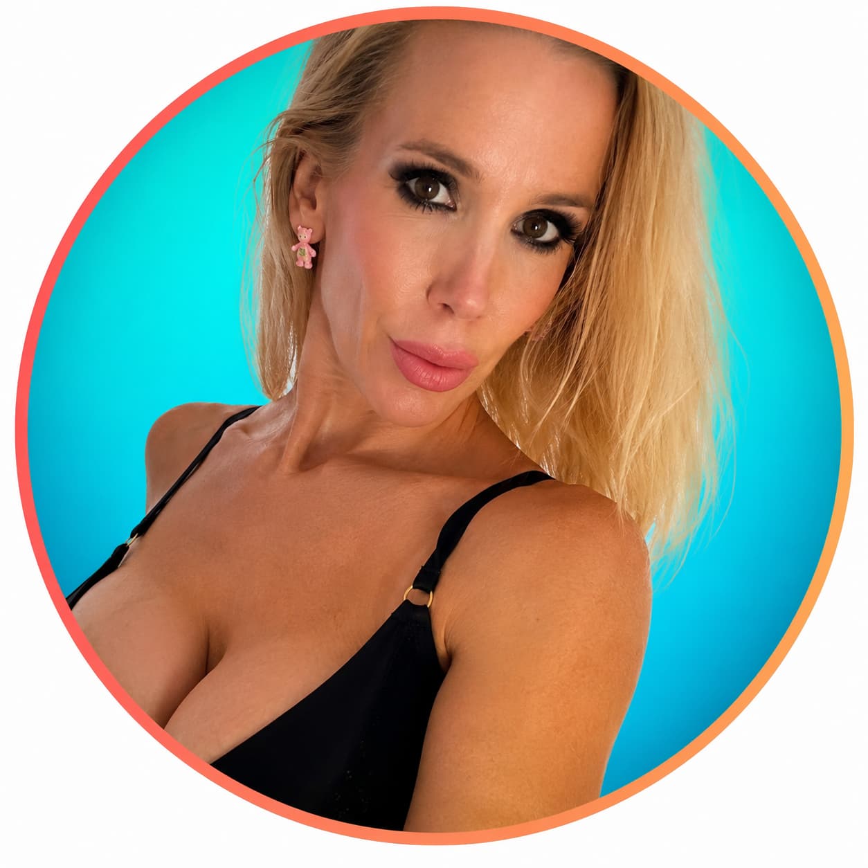 🟢 REBECCA IS BACK!!! 🔥🔥🔥 profile avatar